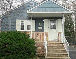 Pre-foreclosure Listing in BIRD AVE ISELIN, NJ 08830