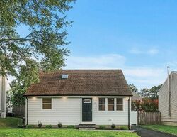 Pre-foreclosure in  DURAND RD Neptune, NJ 07753