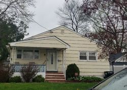 Pre-foreclosure Listing in S 11TH ST SOUTH PLAINFIELD, NJ 07080