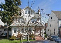 Pre-foreclosure Listing in 196TH ST SAINT ALBANS, NY 11412
