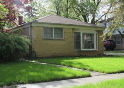 Pre-foreclosure Listing in S QUINN AVE MATTESON, IL 60443