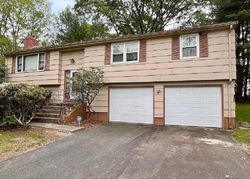 Pre-foreclosure in  FLORENCE RD Bloomfield, CT 06002