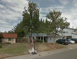 Pre-foreclosure in  JUGLANS DR Orangevale, CA 95662