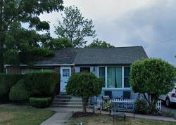 Pre-foreclosure Listing in TENNIS AVE GLENSIDE, PA 19038