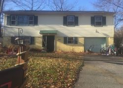 Pre-foreclosure in  LINCOLN TRL Hopatcong, NJ 07843