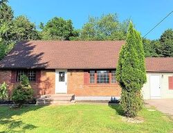 Pre-foreclosure in  ONA LN New Windsor, NY 12553