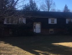 Pre-foreclosure Listing in RIVERSIDE RD SANDY HOOK, CT 06482