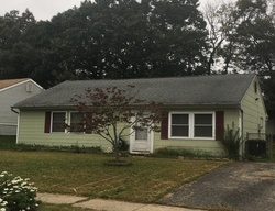 Pre-foreclosure in  VILLAGE DR Barnegat, NJ 08005