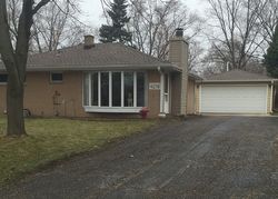 Pre-foreclosure Listing in PONCA ST MCHENRY, IL 60050
