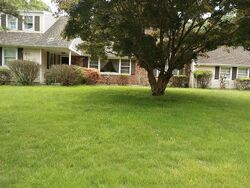 Pre-foreclosure in  BARCLAY DR Stamford, CT 06903