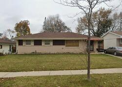 Pre-foreclosure in  W LANGLADE ST Milwaukee, WI 53225