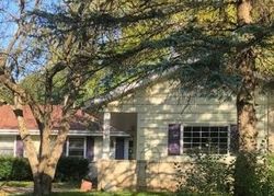Pre-foreclosure in  N GREEN BROOK CT Milwaukee, WI 53223