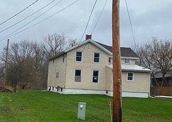 Pre-foreclosure in  COLLAMER RD East Syracuse, NY 13057