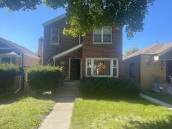 Pre-foreclosure in  S EAST END AVE Chicago, IL 60617