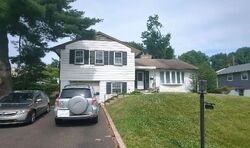 Pre-foreclosure in  ASPEN WAY Elkins Park, PA 19027