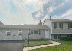 Pre-foreclosure Listing in BETHLEHEM LN CICERO, NY 13039