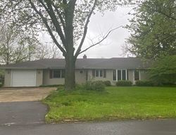 Pre-foreclosure Listing in HILLTOP DR NORTH AURORA, IL 60542