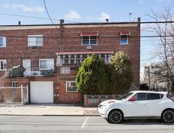 Pre-foreclosure in  CRUGER AVE Bronx, NY 10467