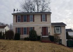 Pre-foreclosure in  WHITE BIRCH DR Waterbury, CT 06708