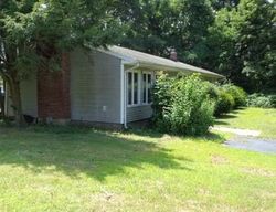 Pre-foreclosure Listing in MILLER RD NORTHFORD, CT 06472