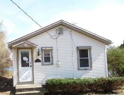 Pre-foreclosure Listing in CEDAR POINT RD WOLCOTT, CT 06716