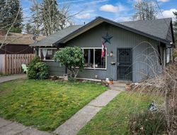 Pre-foreclosure in  NE 77TH AVE Portland, OR 97213