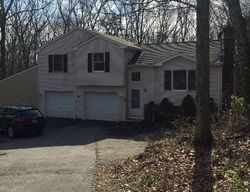 Pre-foreclosure Listing in LATHROP RD PLAINFIELD, CT 06374