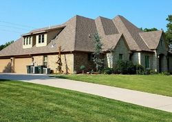 Pre-foreclosure in  VALLEY CREEK RD Edmond, OK 73034