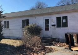 Pre-foreclosure Listing in MIDWAY OVAL GROTON, CT 06340