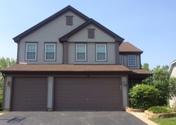  Clover Cir, Streamwood IL