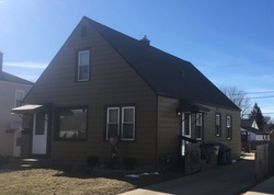 Pre-foreclosure in  S 20TH PL Milwaukee, WI 53221