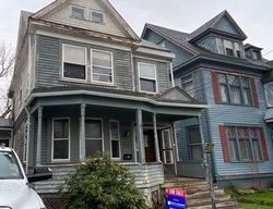 Pre-foreclosure Listing in 3RD AVE TROY, NY 12182