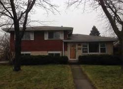 Pre-foreclosure Listing in 107TH ST CHICAGO RIDGE, IL 60415