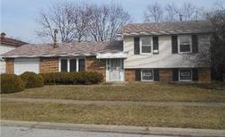 Pre-foreclosure Listing in MAPLE AVE COUNTRY CLUB HILLS, IL 60478