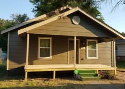 Pre-foreclosure in  E NEWTON PL Tulsa, OK 74106