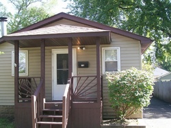 Pre-foreclosure in  ANDERSON AVE Joliet, IL 60433