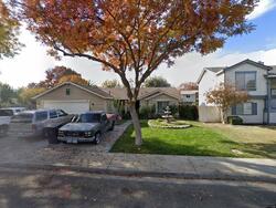Pre-foreclosure in  MORAY WAY Patterson, CA 95363