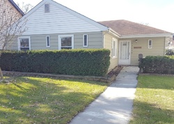 Pre-foreclosure Listing in TURNER AVE MIDLOTHIAN, IL 60445