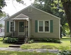 Pre-foreclosure Listing in S HICKORY ST CENTRALIA, IL 62801