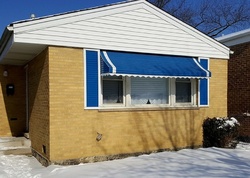 Pre-foreclosure in  W 108TH PL Chicago, IL 60643
