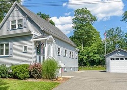 Pre-foreclosure Listing in OLD RD SEWAREN, NJ 07077