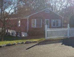 Pre-foreclosure Listing in QUARRY ST BRIDGEPORT, CT 06606