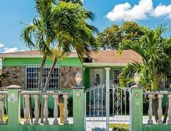  E 58th St, Hialeah FL