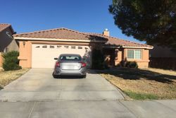 Pre-foreclosure Listing in BUTTE AVE VICTORVILLE, CA 92395