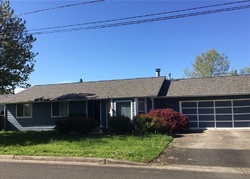 Pre-foreclosure in  14TH AVE NW Puyallup, WA 98371