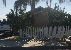 Pre-foreclosure Listing in KENSINGTON ST DELANO, CA 93215