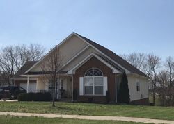 Pre-foreclosure in  HEARTHSIDE CIR Shelbyville, KY 40065