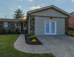 Pre-foreclosure Listing in KENWAY ST BEREA, KY 40403