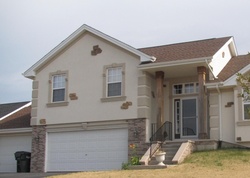 Pre-foreclosure in  BIBURY DR Rockford, IL 61109