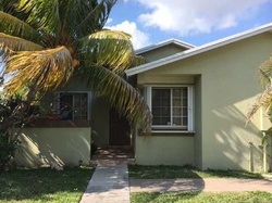 Pre-foreclosure in  SW 195TH TER Miami, FL 33177